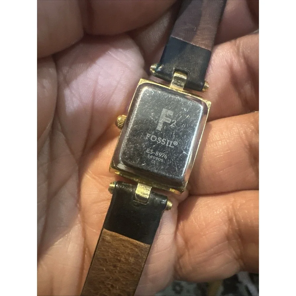 Working Vintage Fossil F2 Watch Women Gold Tone Leather Quartz 18mm Fit 6.5 Runs